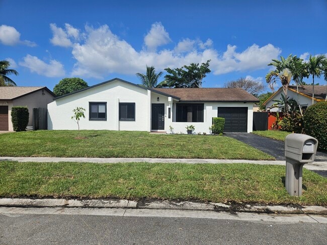 Primary Photo - 22687 SW 53rd Ave