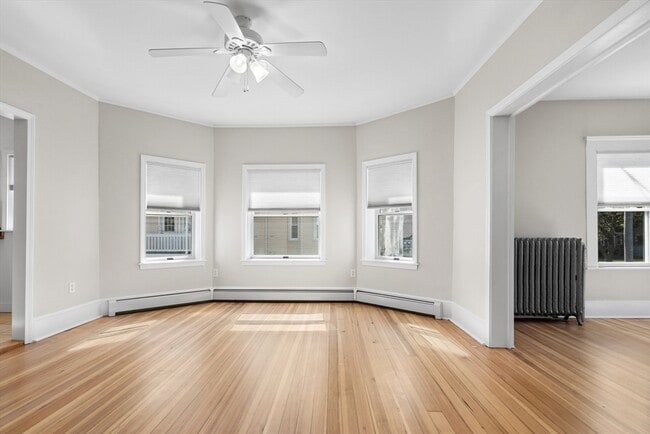 Building Photo - 144 Waverly Rd