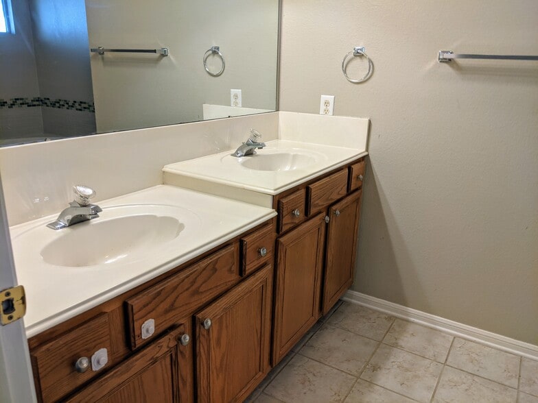 Building Photo - 3608 Bratton Heights Drive