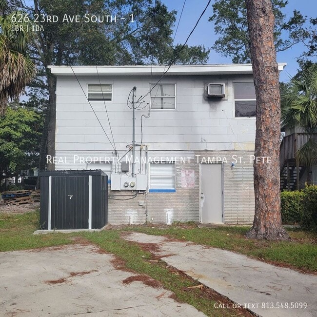 Building Photo - 626 23rd Ave S