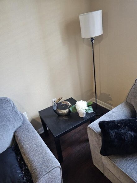 Building Photo - 1101 Brushy Creek Rd