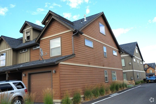 Building Photo - Fairhaven Vista