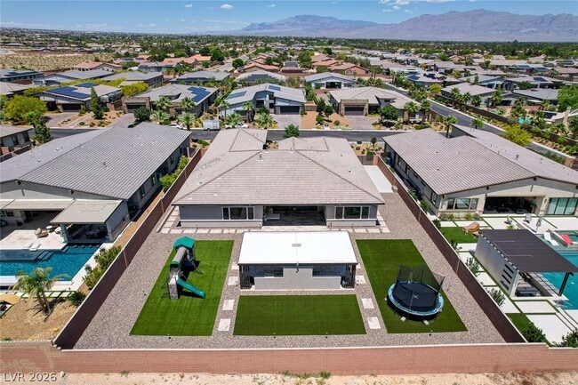 Building Photo - 8477 Wolf Mountain Ct