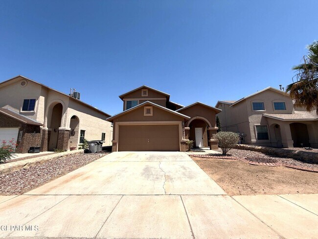 Building Photo - 14057 Tierra Delfin Dr
