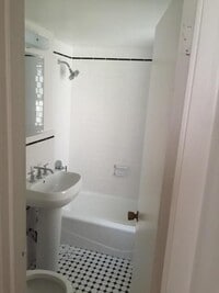 Building Photo - 5 East 86th St