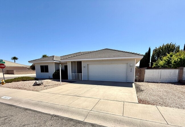 Building Photo - Corner Lot Legacy Ranch Home | 2 Bed + Office/Den | Walk to Walleck Ranch Park!