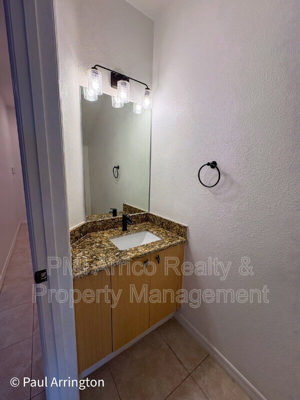 Building Photo - 10922 Winter Crest Dr