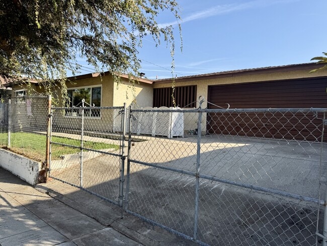 Building Photo - 14512 San Jose Ave