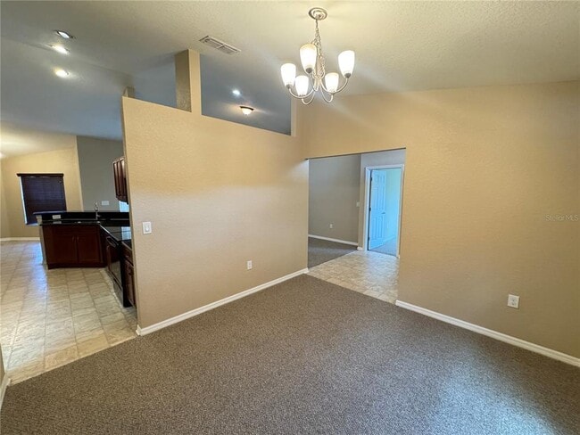 Building Photo - 4876 Summerfield Cir
