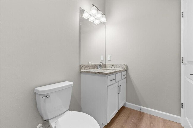 Building Photo - 15719 Islandwalk Ave