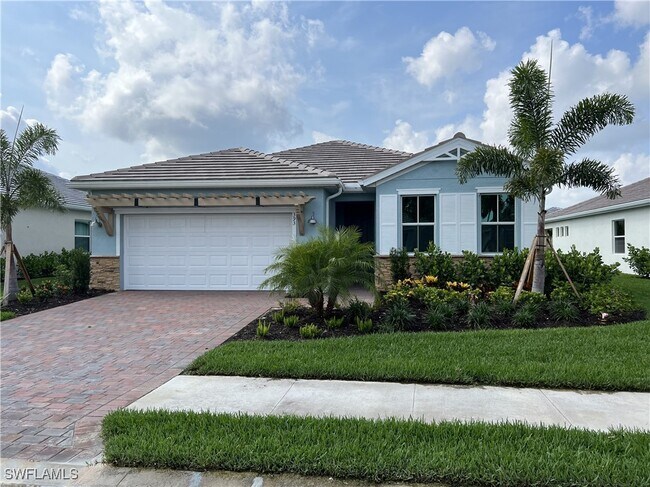 Primary Photo - 393 Deauville Lp