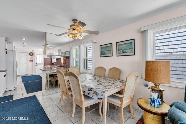 Building Photo - 115 Beach Front
