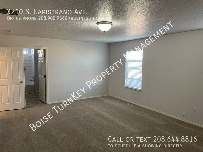 Building Photo - Recently Updated 3 Bedroom Near Downtown &...