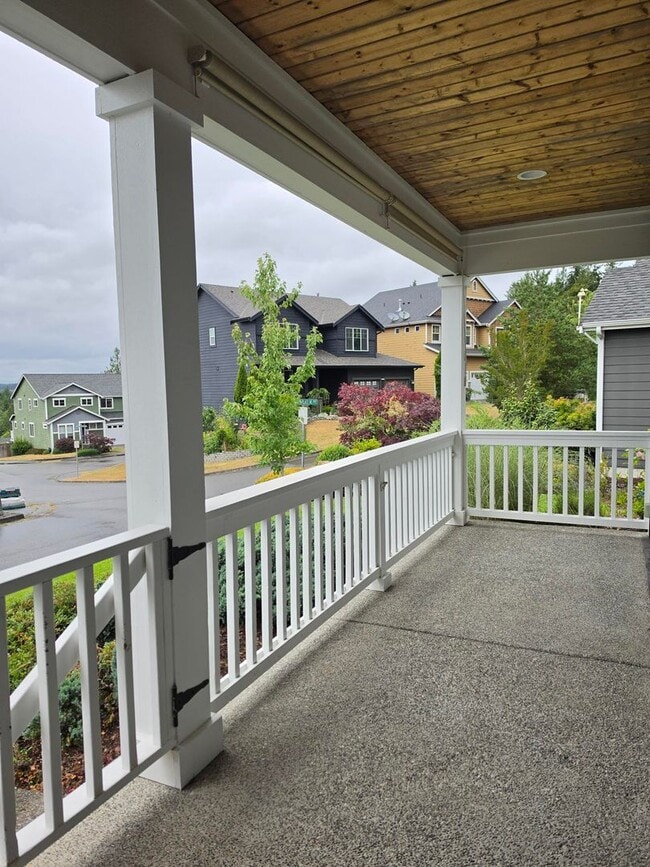 Building Photo - 3 Bedroom Rambler in Poulsbo's Chateau Ridge Neighborhood!