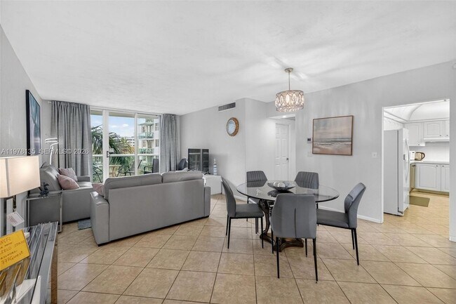 Building Photo - 3801 S Ocean Dr