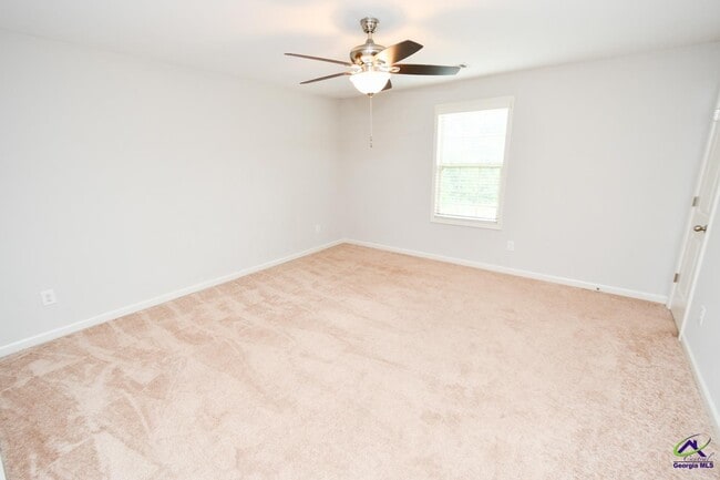 Building Photo - 114 Great Oak Way