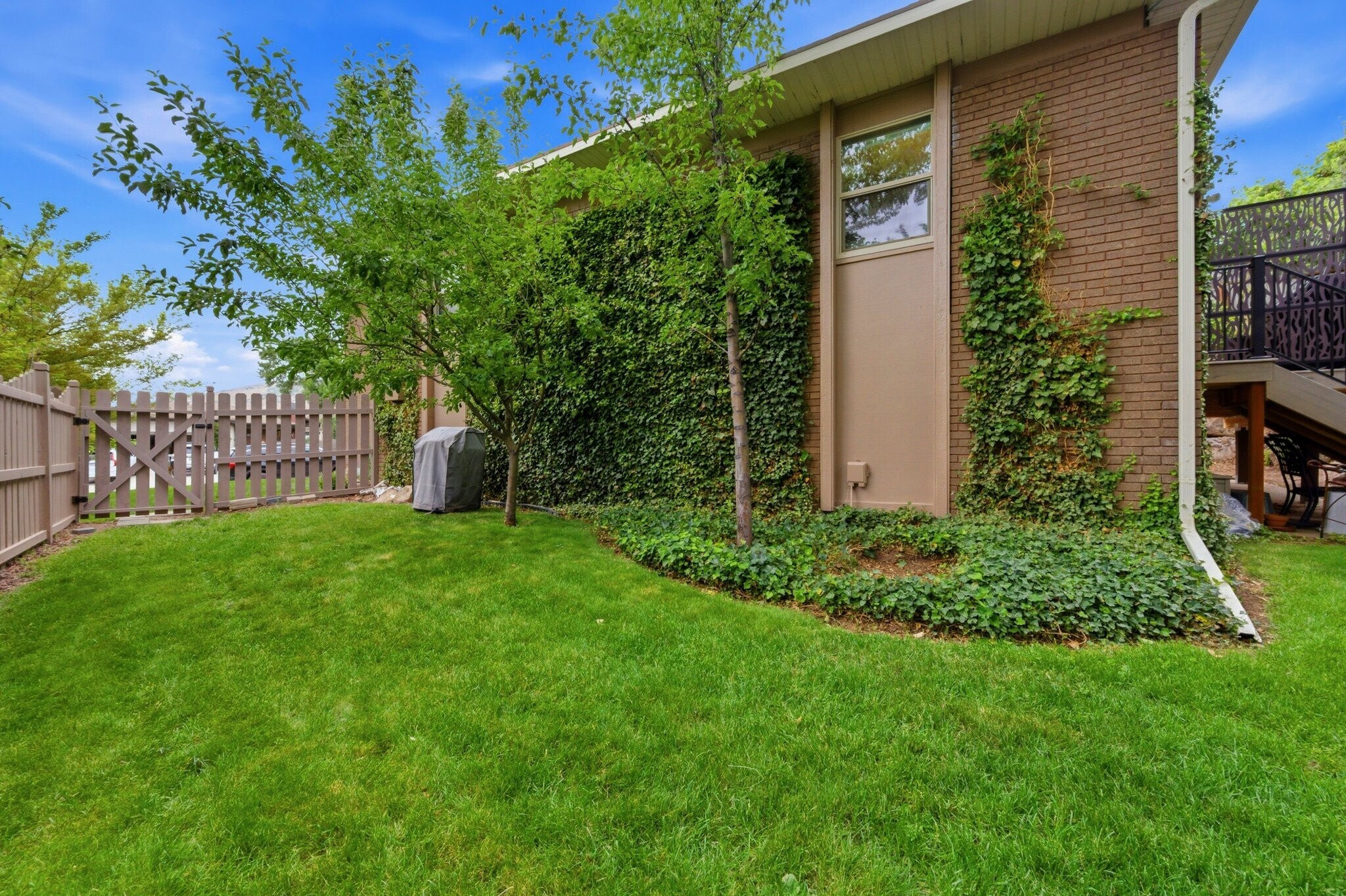 Building Photo - 3674 E Oak Rim Way