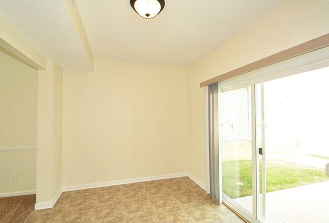 Building Photo - 13172 S Elster Way