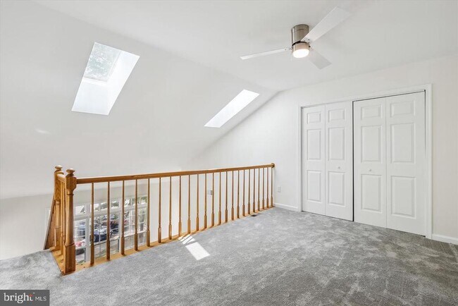 Building Photo - 2224 Springwood Dr