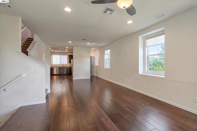 Building Photo - 1139 Genco Terrace