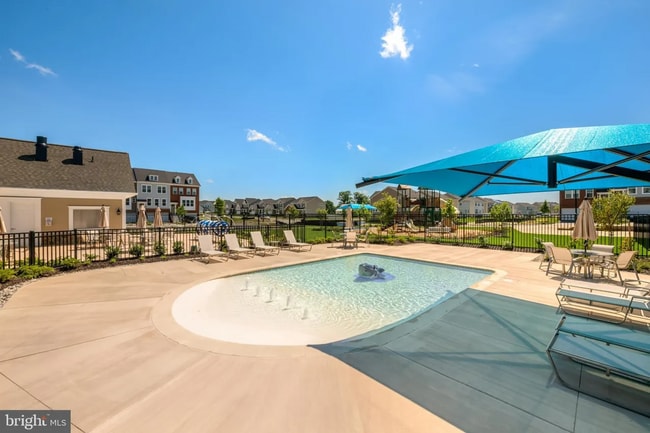 Building Photo - Gorgeous Open Concept 3 Bed 3.5 Bath Rental in Hanover