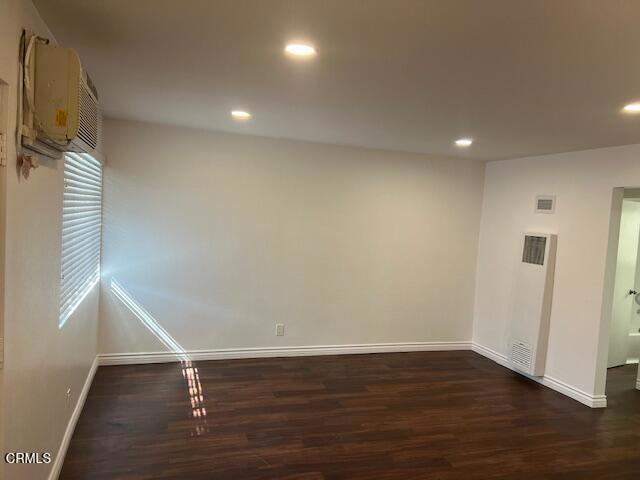 Building Photo - 13429-13429 Camilla St