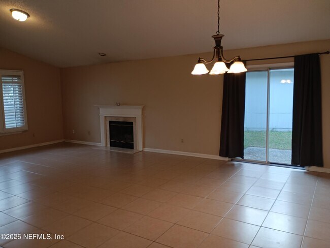 Building Photo - 3372 Mandarin Glen Cir S