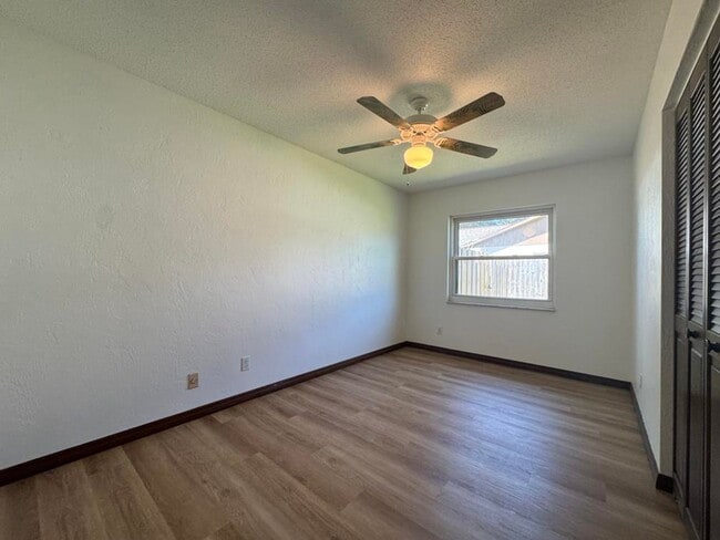Building Photo - 3/2 In Ormond Beach