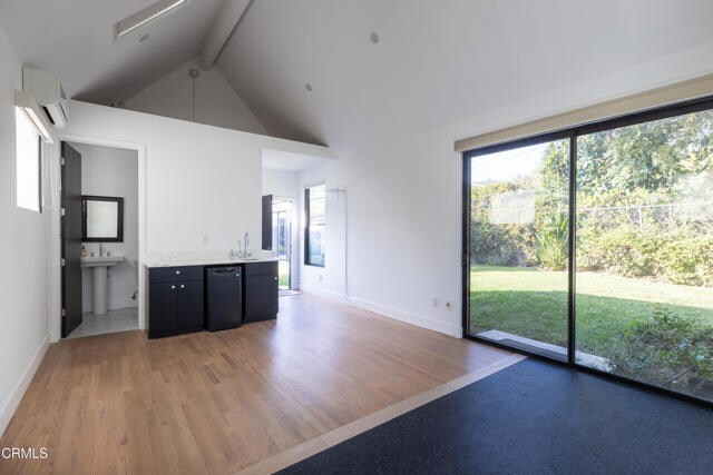 Building Photo - 5150 Loleta Ave