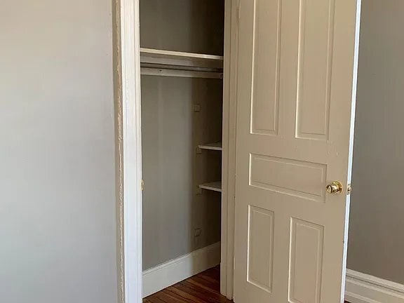 Building Photo - 242 Harvey St