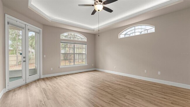 Building Photo - 9428 SW 39 Ave
