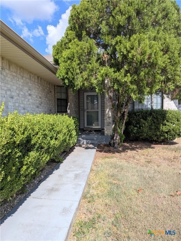 Building Photo - 1428 Devin Dr