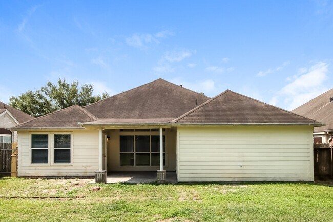 Building Photo - 910 Taylor Ridge Dr