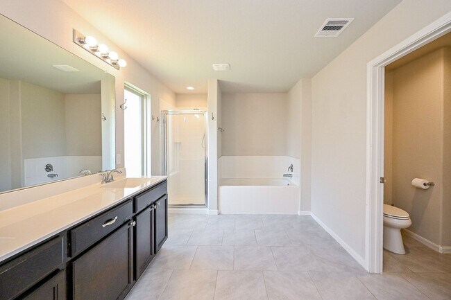 Building Photo - 18335 Stablewood Manor Trail