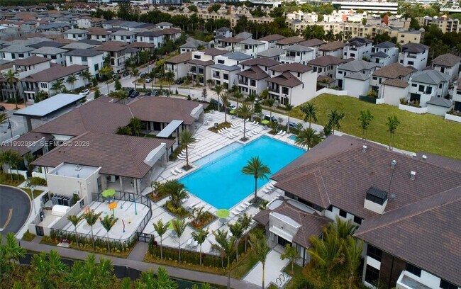 Building Photo - 4700 NW 84th Ave