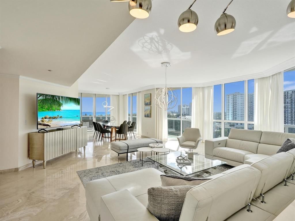 Building Photo - 3100 N Ocean Blvd