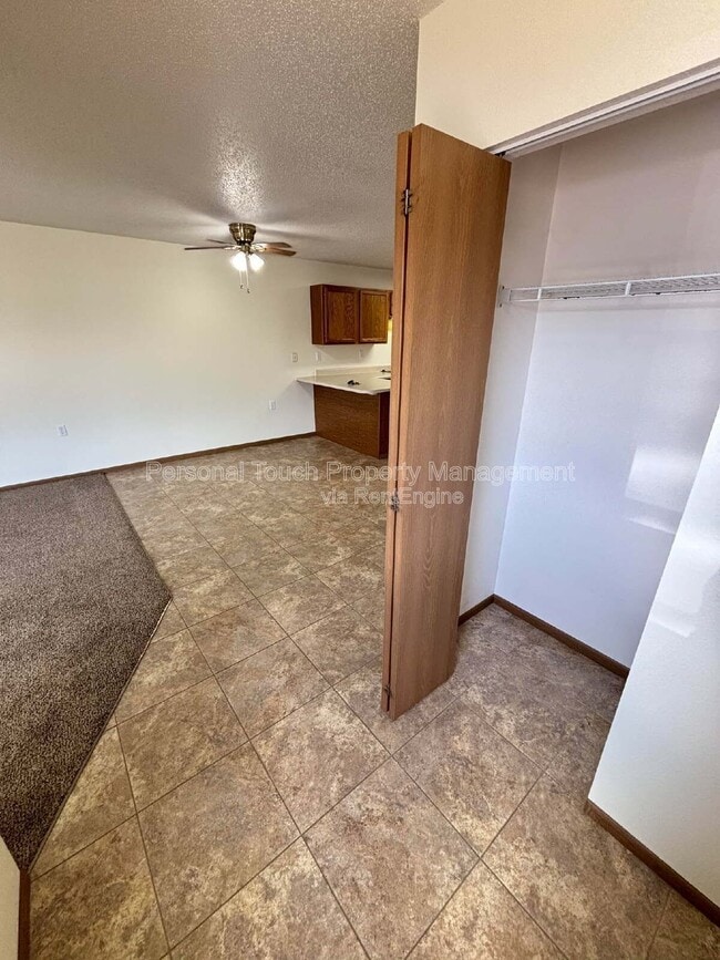 Building Photo - 455 22nd St E