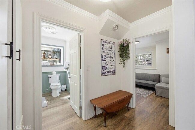 Building Photo - 528 Brentwood Dr