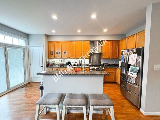 Building Photo - 13363 Colchester Ferry Pl