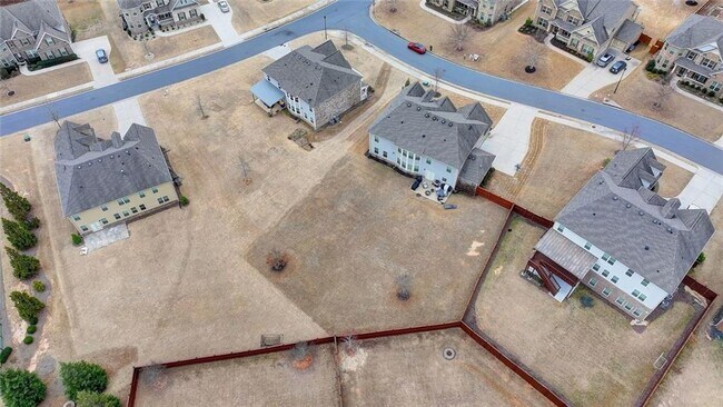 Building Photo - 5525 Nesmith Ct