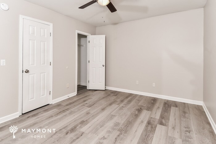 Building Photo - 211 Petworth Dr