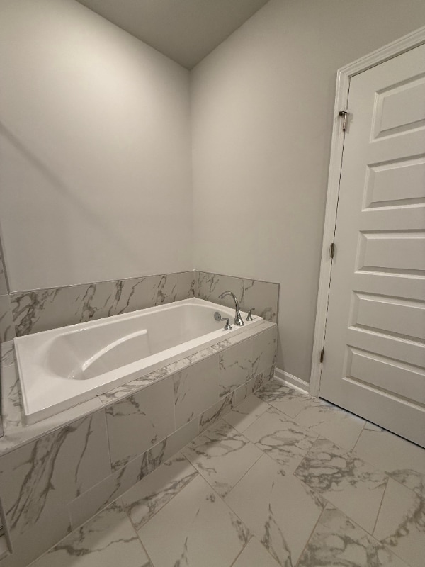 Building Photo - 6064 Gardner Maples Dr SE