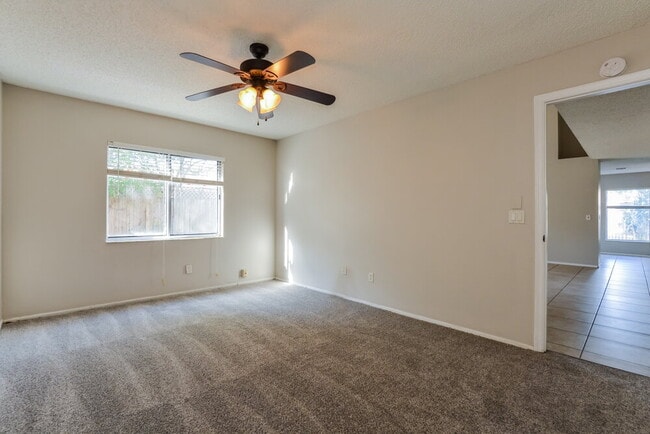 Building Photo - 490 Chicago Woods Cir