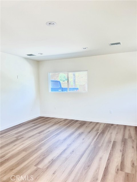 Building Photo - 9645 Dale Ave