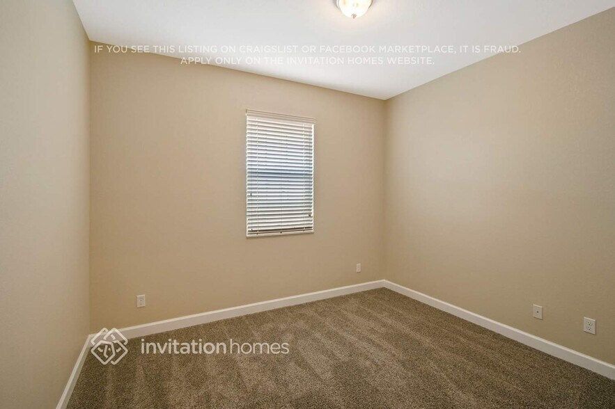 Building Photo - 9495 SW Merlin Ct