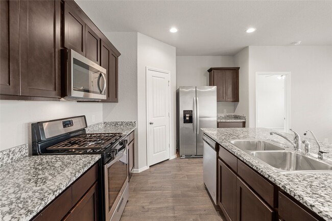 Building Photo - 6414 Clyde Arbor Dr