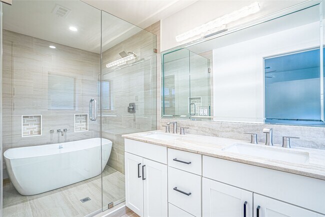 Building Photo - 1422 Wisterwood Dr