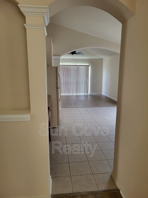 Building Photo - 7607 Mariners Harbour Dr