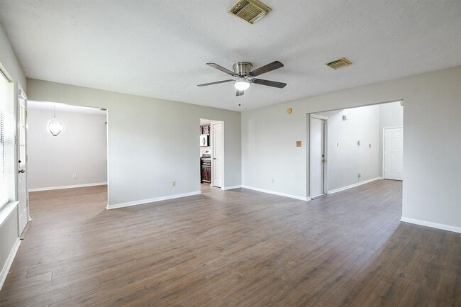 Building Photo - 3423 Berry Grove Dr