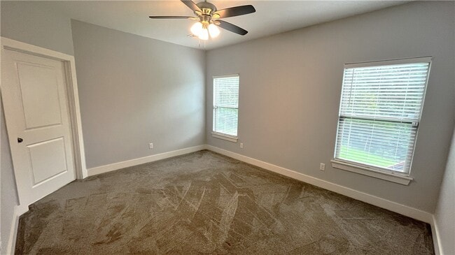 Building Photo - 3 Mallow Ln